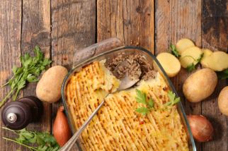 Parmentier de canard, confit d’échalotes au piment d’Espelette